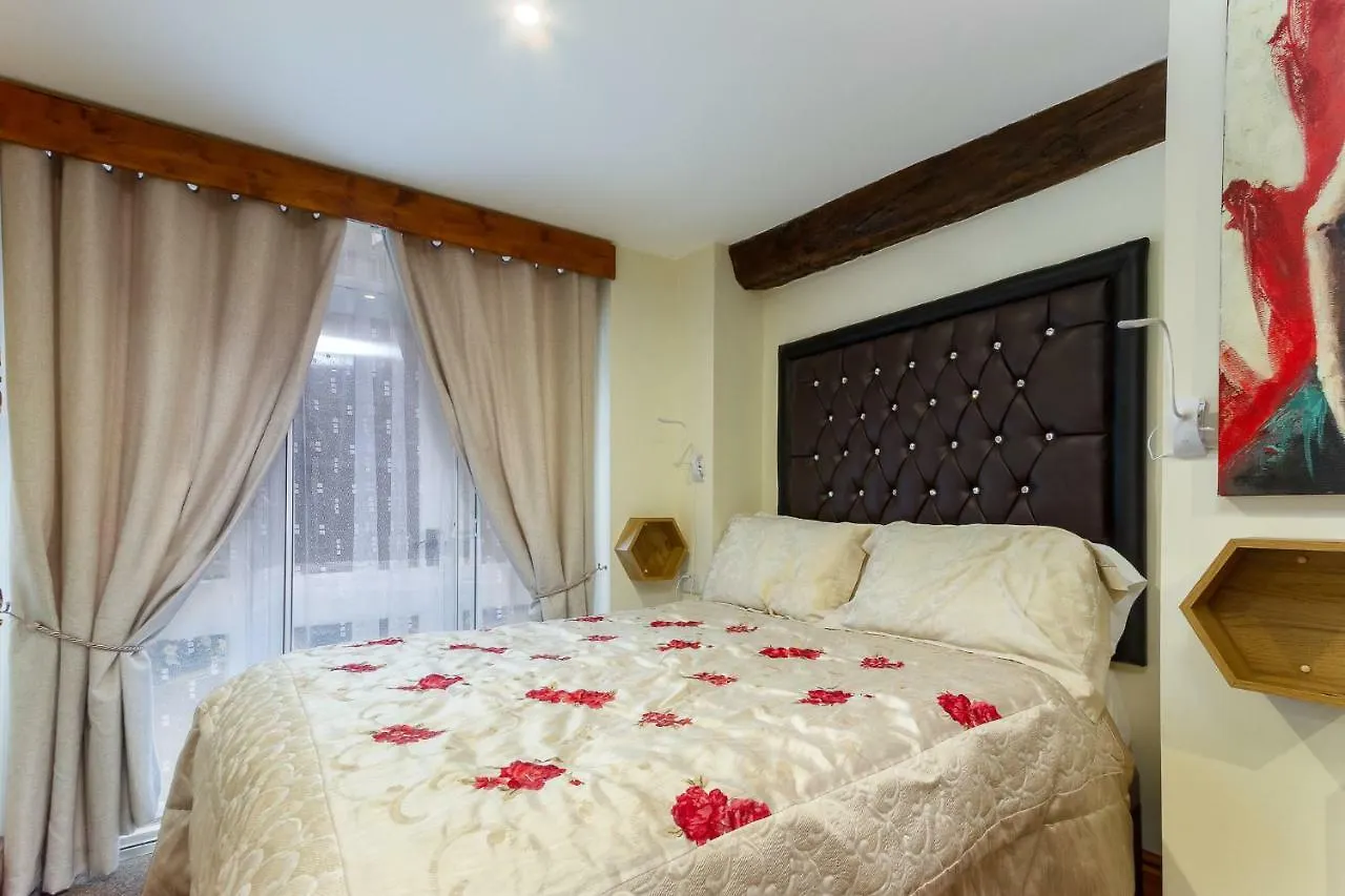 Three Kings Studios Chester Guest house