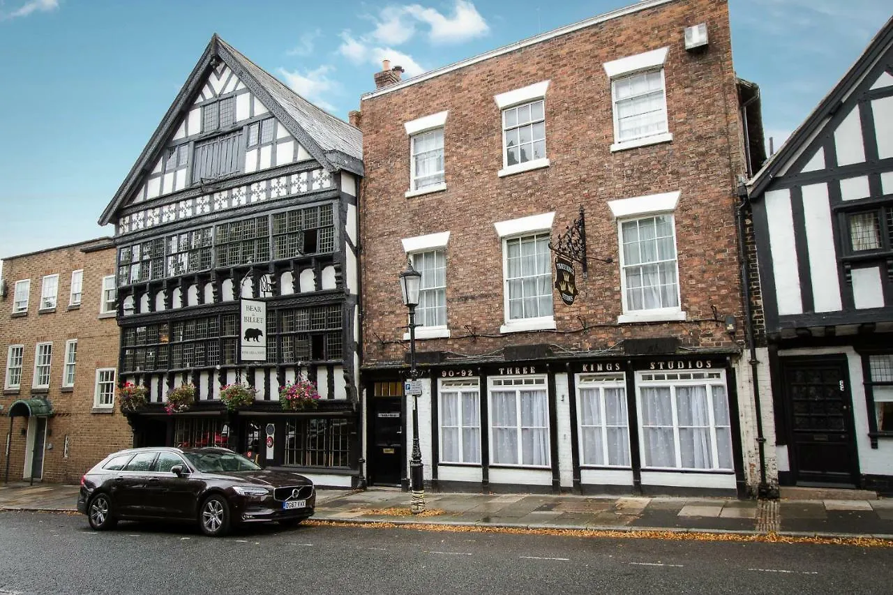 *** Guest house Three Kings Studios Chester United Kingdom
